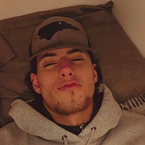 Meet your Posher, Casey